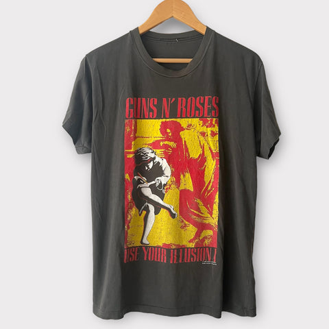 1991 Guns N Roses "Use Your Illusion" Vintage Tour Tee Shirt