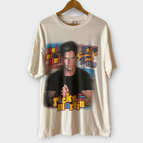 1999 Ricky Martin Summer Festival w/ Britney Spears, N'SYNC, Busta Rhymes, Tyrese, 98 Degrees, etc.. Vintage Concert Tee Shirt